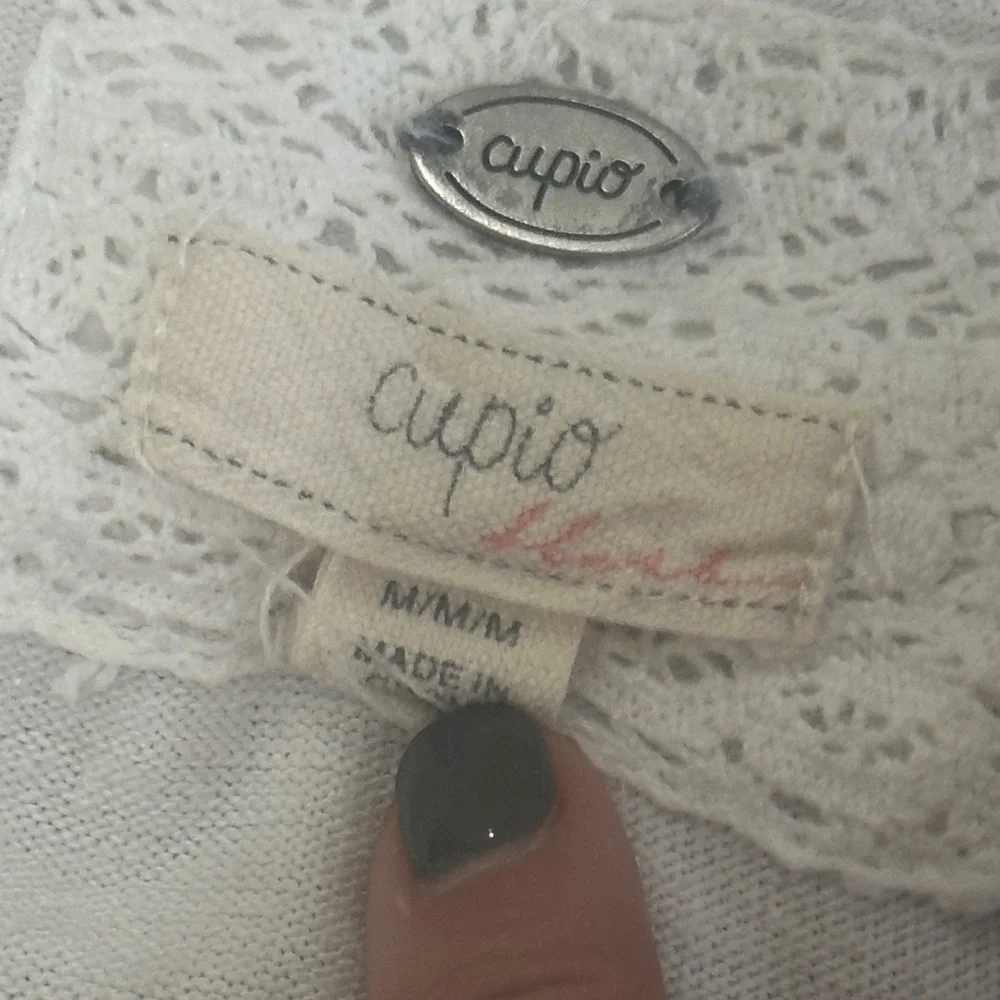 Cupio White Lace Detail Top - Picture 2 of 2